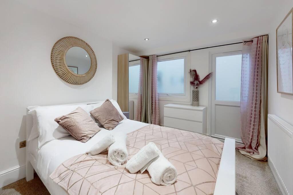 Lovely 2 Bedroom Apartment Near Highgate Station London Exteriör bild