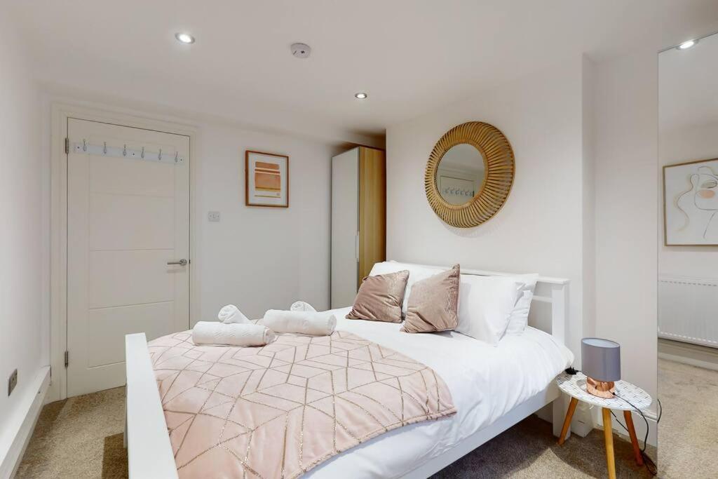 Lovely 2 Bedroom Apartment Near Highgate Station London Exteriör bild